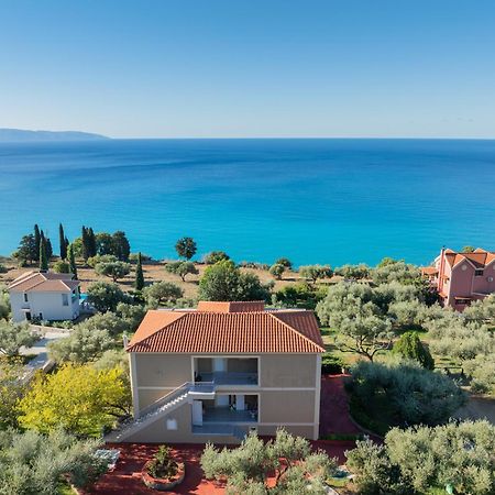 Delfinia Apartment Vlachata Екстериор снимка