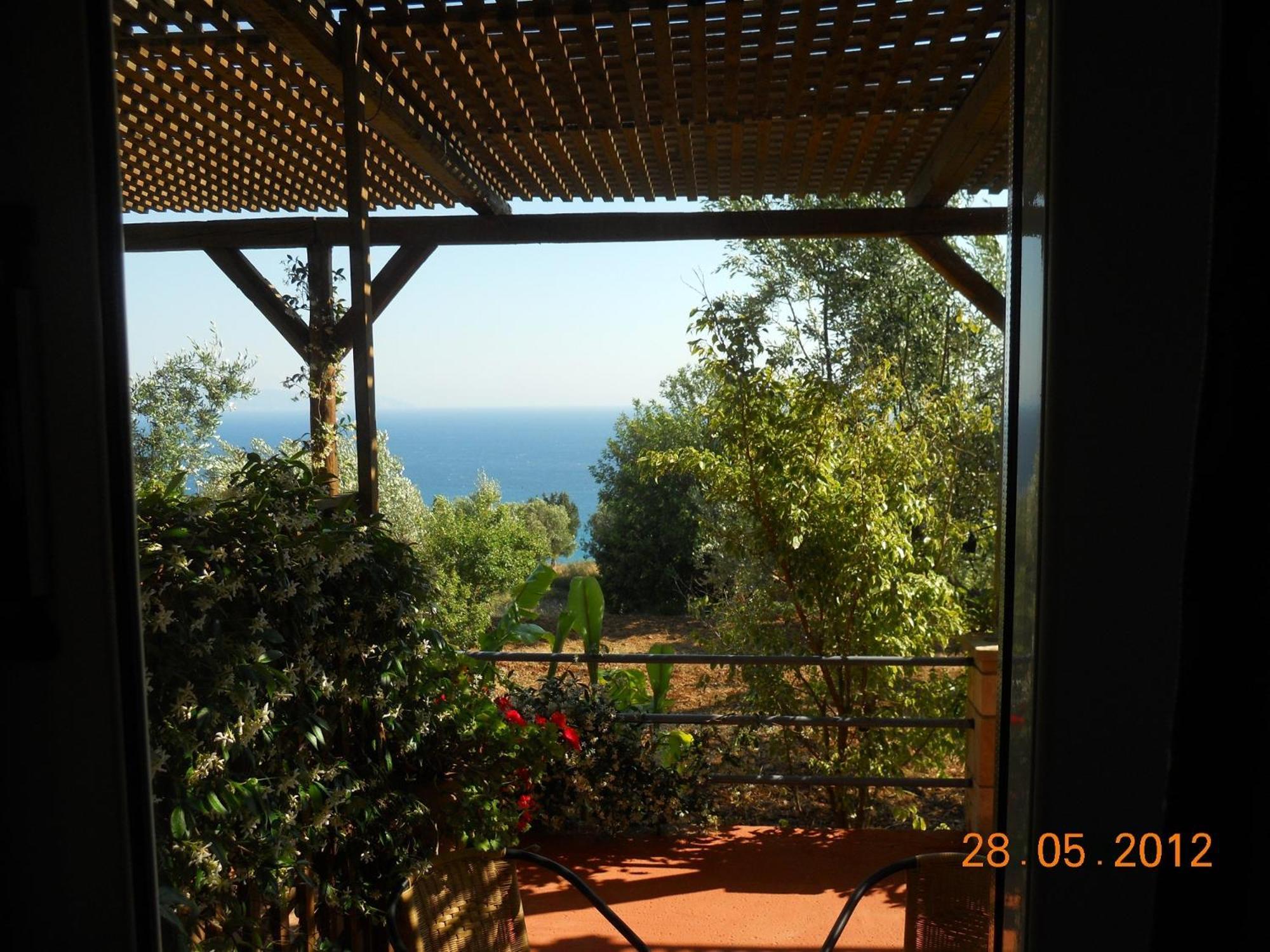 Delfinia Apartment Vlachata Екстериор снимка