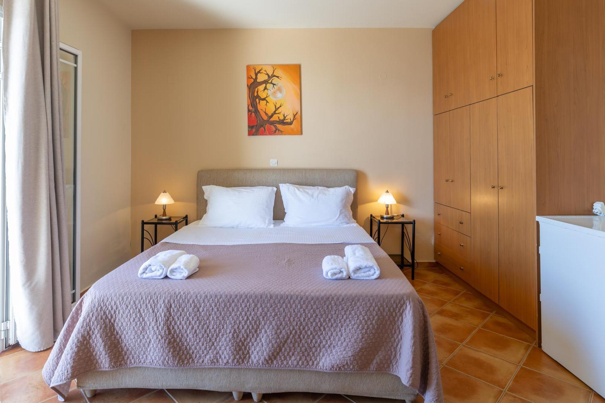 Delfinia Apartment Vlachata Екстериор снимка