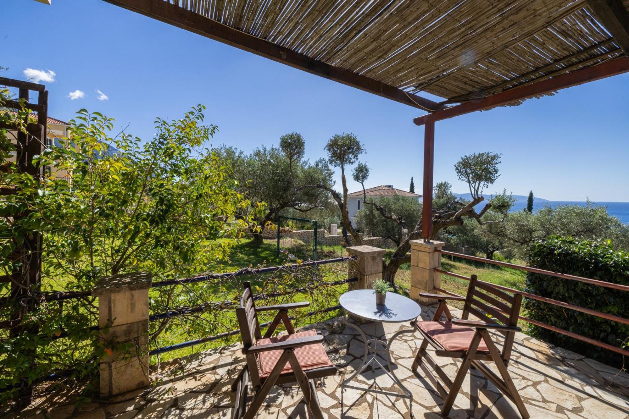 Delfinia Apartment Vlachata Екстериор снимка