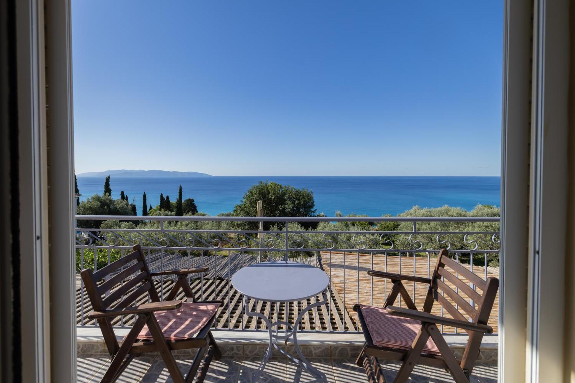 Delfinia Apartment Vlachata Екстериор снимка