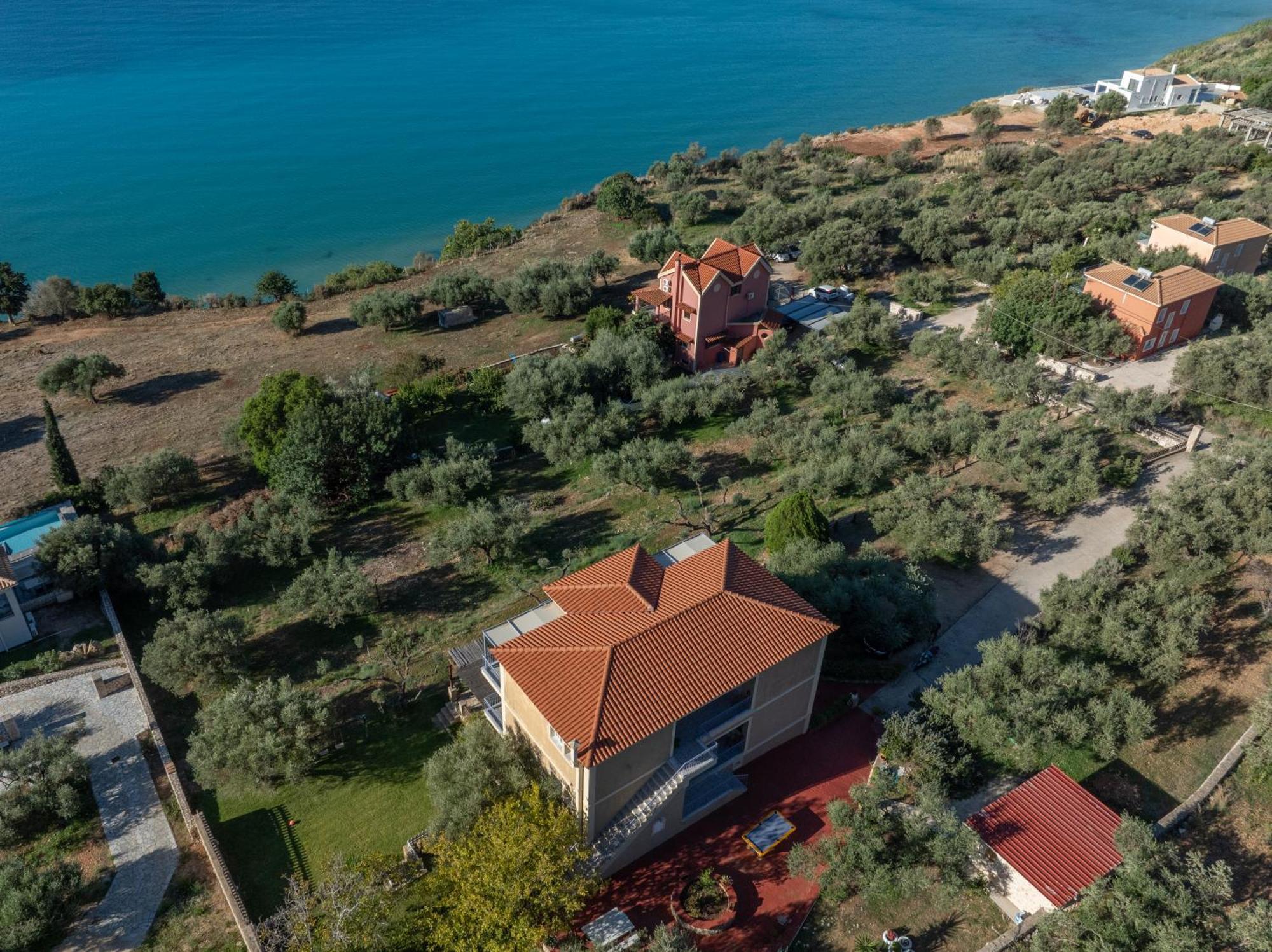 Delfinia Apartment Vlachata Екстериор снимка