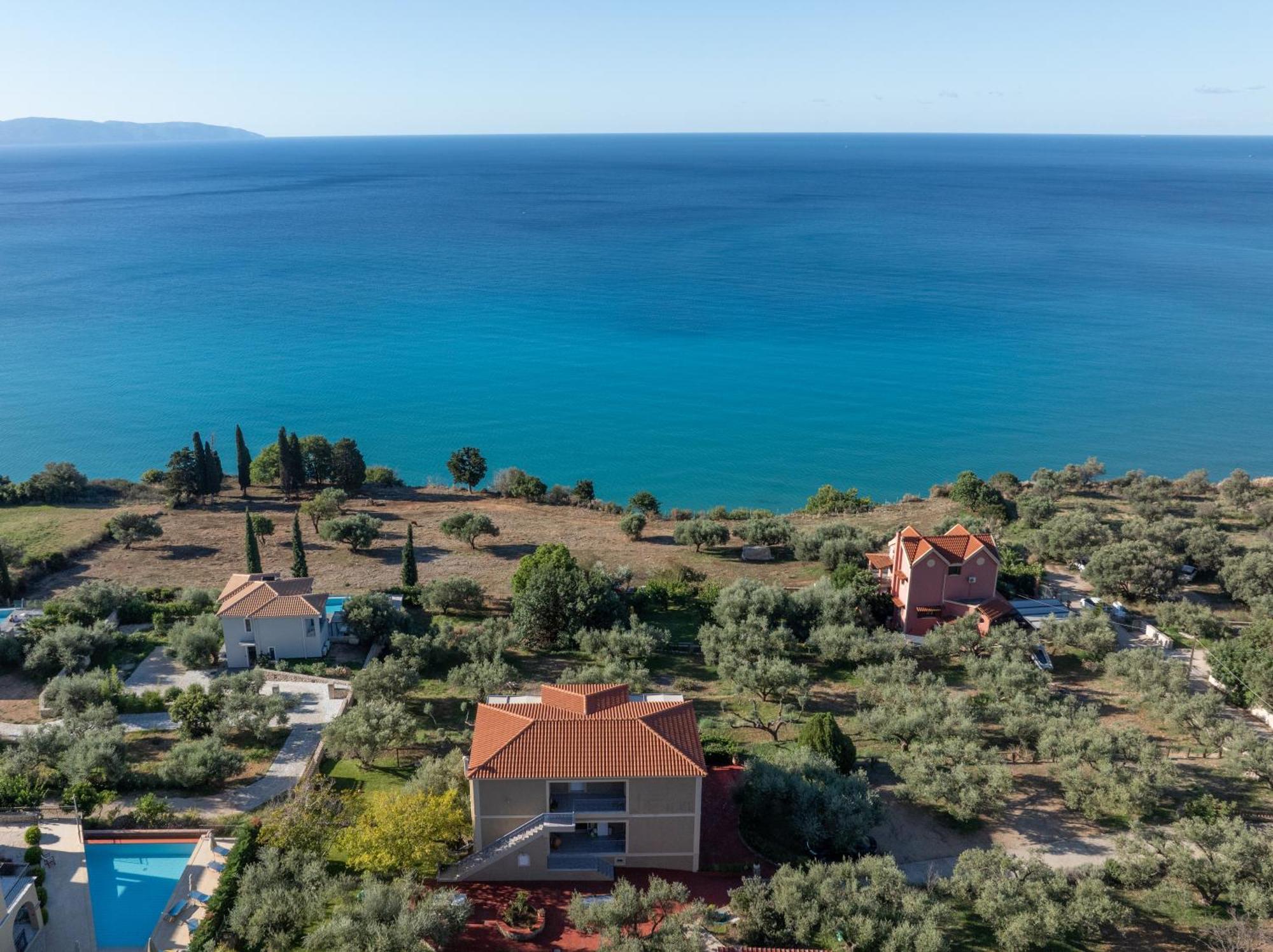 Delfinia Apartment Vlachata Екстериор снимка